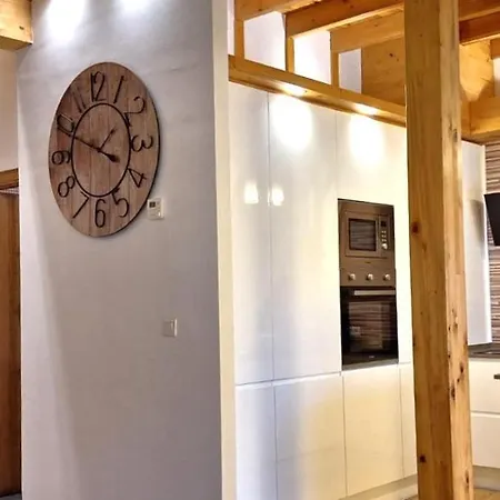 El Jilguero De Apartamento Pechón